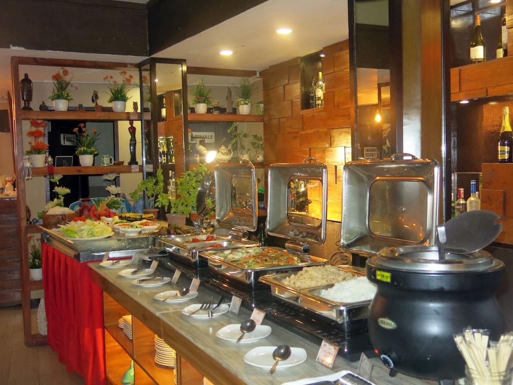Boracay Haven Hotel 3*