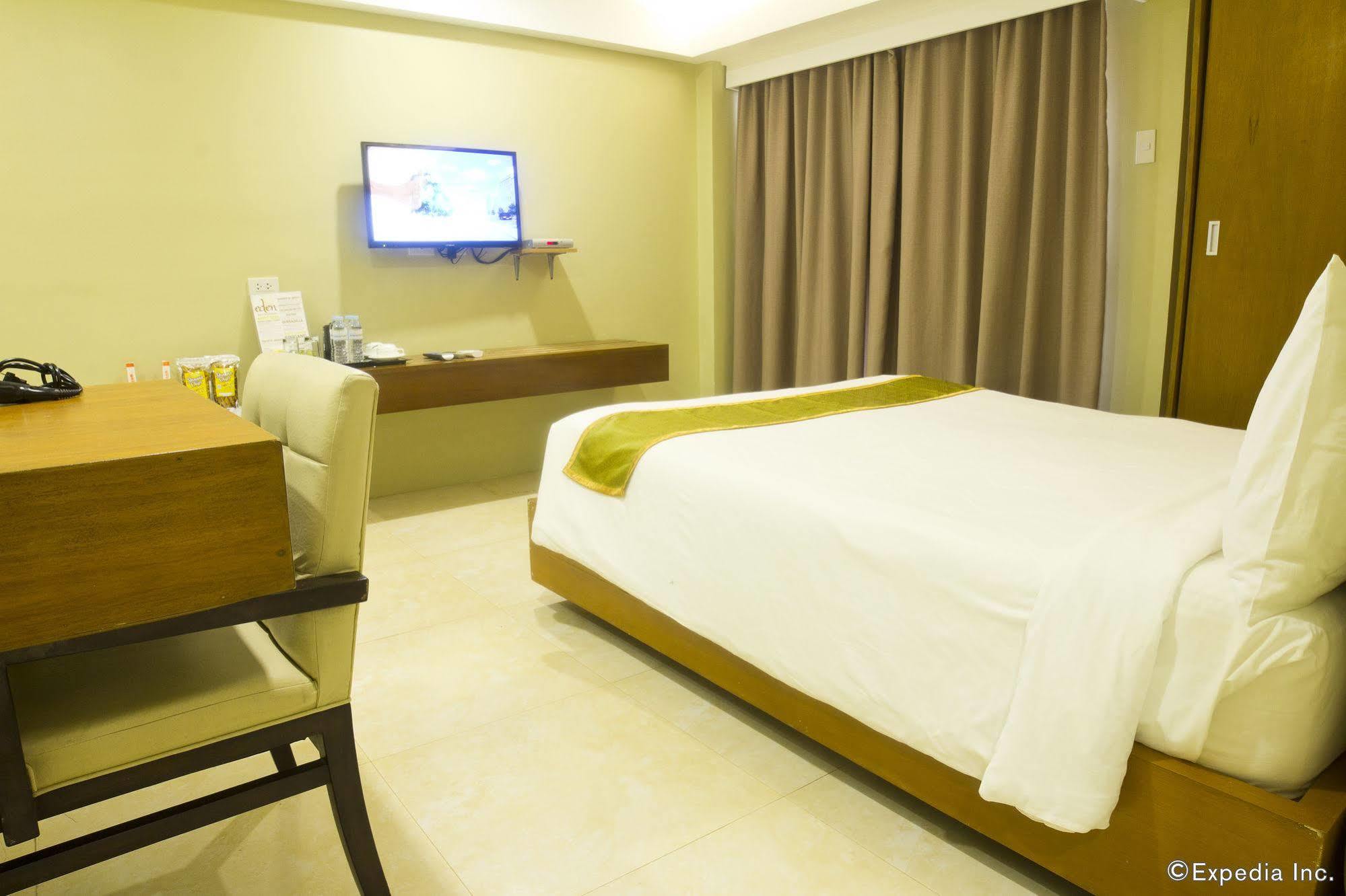 Boracay Haven Hotel 3*